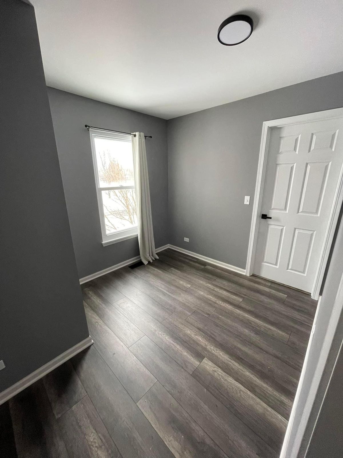 أفضل شركة دهانات داخلية بجدة – جودة عالية بأسعار منافسة